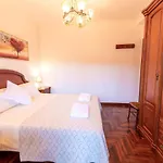 Lar De Carmen ريدونديلا