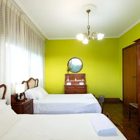 Lar De Carmen Homestay *
